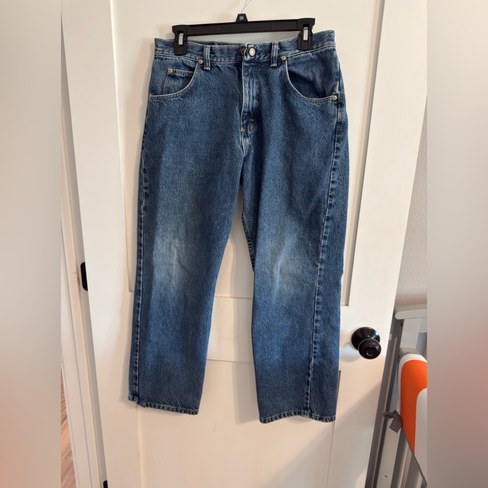 Wrangler Relaxed Fit Blue Jeans